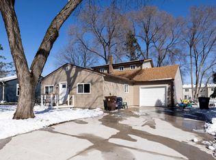 581 Court Rd, Onalaska, WI 54650