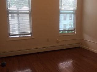 3271 48th St APT 3R, Astoria, NY 11103