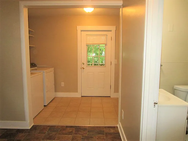 3305 Tarabochia St — Photo 13