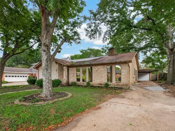 9854 Sagebark Dr, Houston, TX 77089