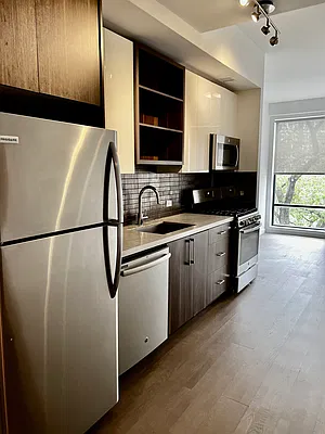 Rented by Modern Spaces | media 4