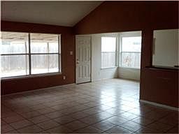 4th image of 7918 Longshire Ln