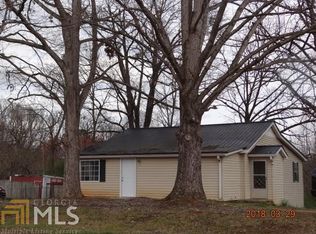 3990 Dicks Hill Pkwy, Mount Airy, GA 30563