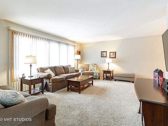 2nd image of 15448 Orogrande Dr