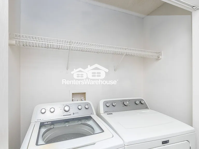 8127 N Lawn Ave — Photo 30