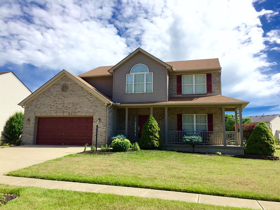 4 Bedrooms 3 & 1/2 Baths 