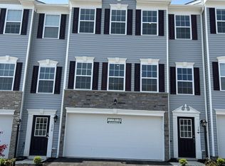 168 Lockheed Dr, Coraopolis, PA 15108