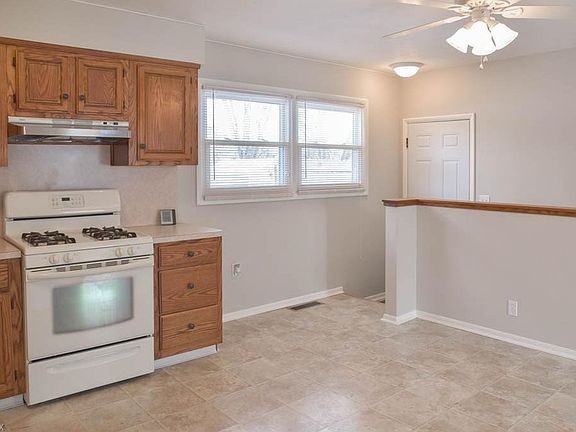 5th image of 3044 Chippendale St NW