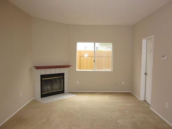 4th image of 1332 Palomar Pl #8