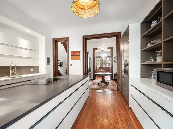 438 West 162nd Street image 3 of 15