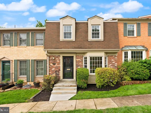 7315 Rockford Dr, Falls Church, VA 22043