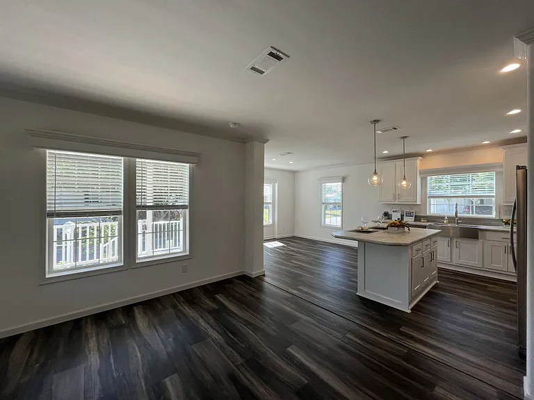 102 Congress St #133 — Photo 3