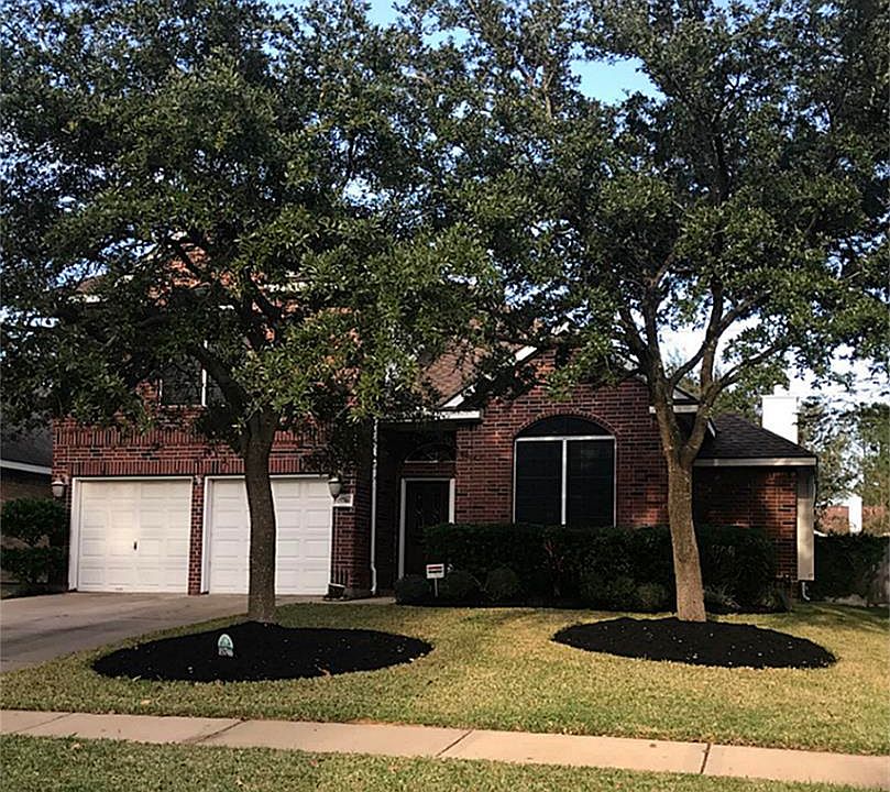1st image of 15746 Bending Birch Dr