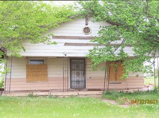 306 S 3rd St, Frederick, OK 73542