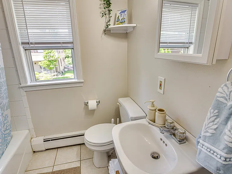 2 Hazard St #1 — Photo 19
