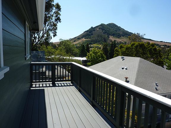 2nd image of 930 Peach St