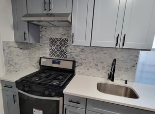 10442 125th St, South Richmond Hill, NY 11419