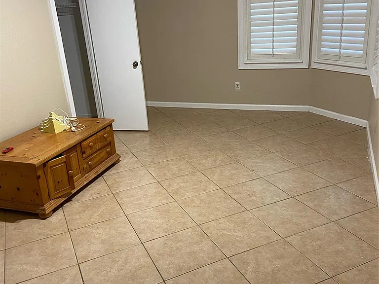 22503 Dabney Manor Ln — Photo 12