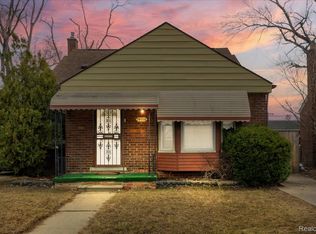 19710 Woodingham Dr, Detroit, MI 48221