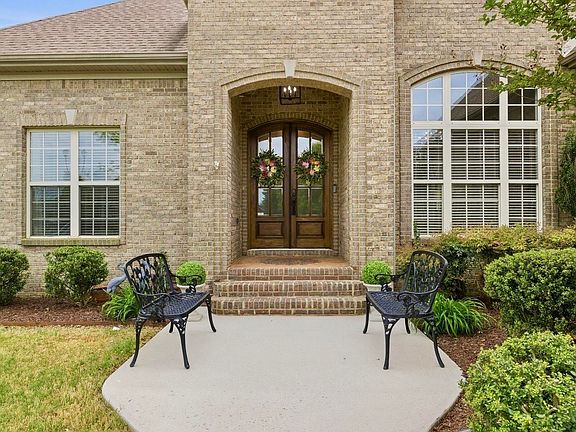 5th image of 25870 Cobblestone Ln