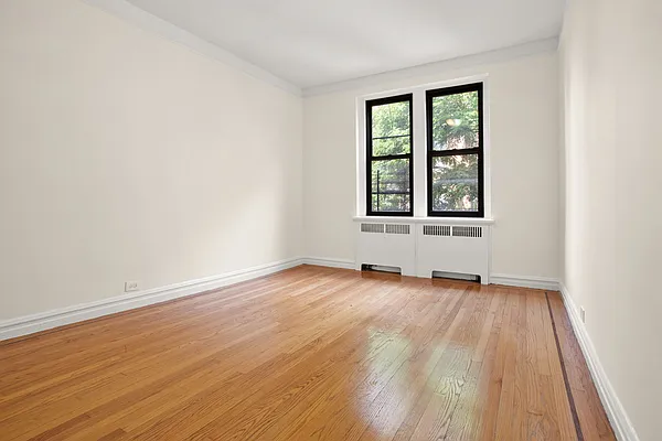 Rented by Compass | media 9