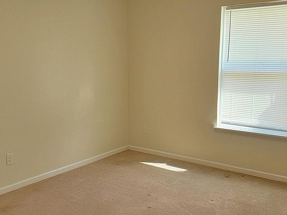 4th image of 1914 Orange Oak Ln #2