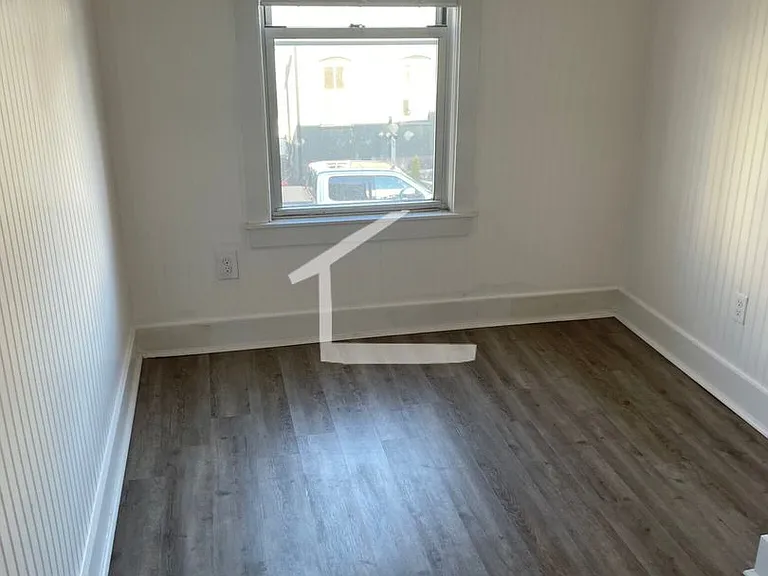 875 E 2nd St #2A — Photo 6