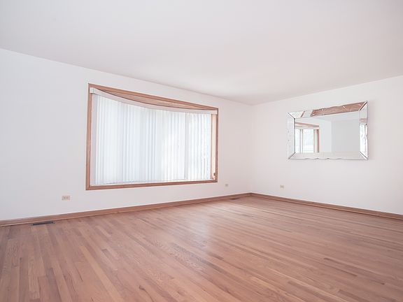 2nd image of 5416 6th Ave #1
