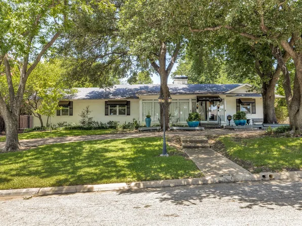 6478 Crestmore Rd, Fort Worth, TX 76116