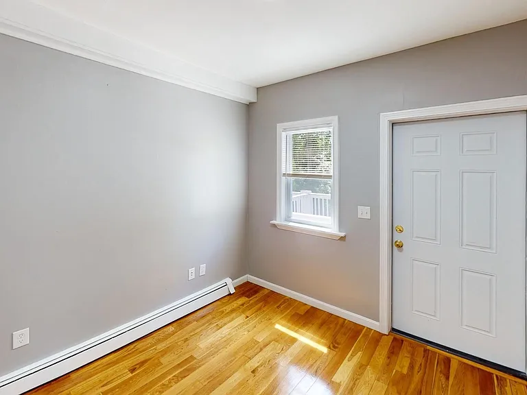 288 Highland St #3 — Photo 11