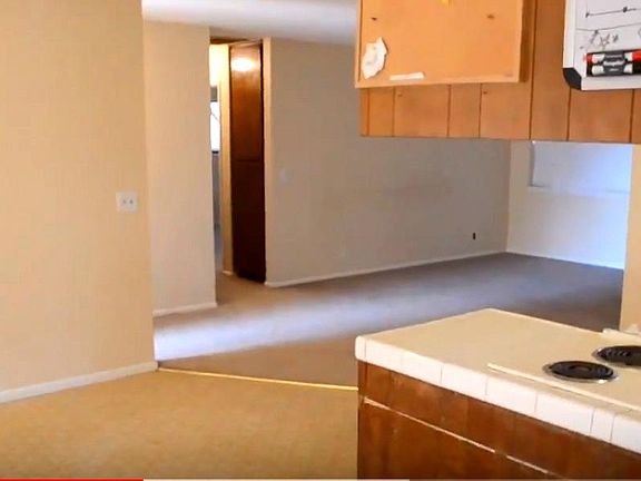 3rd image of 11833 Apatite Ave