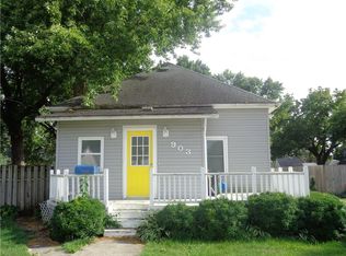 903 N 4th Ave W, Newton, IA 50208