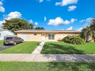 9377 SW 185th St, Cutler Bay, FL 33157