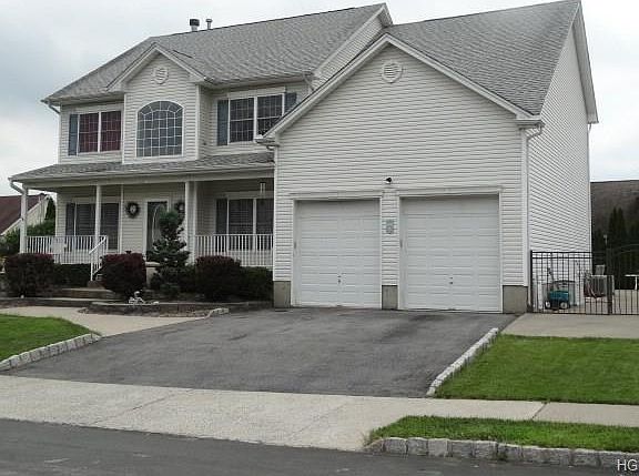 2nd image of 2721 Colonial Dr