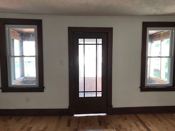 4th image of 254 McKinley Ave Floor 2