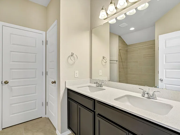 235 Trailside Ln — Photo 19