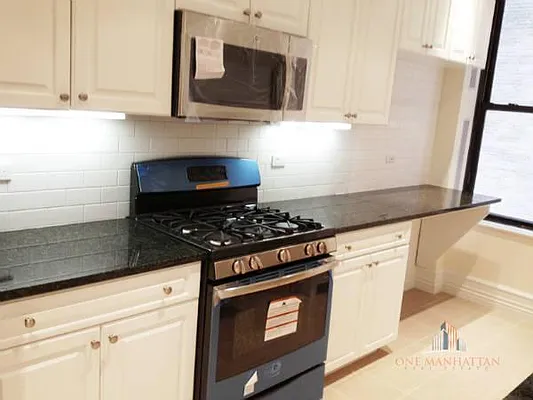 Rented by ONE Manhattan Real Estate | media 16