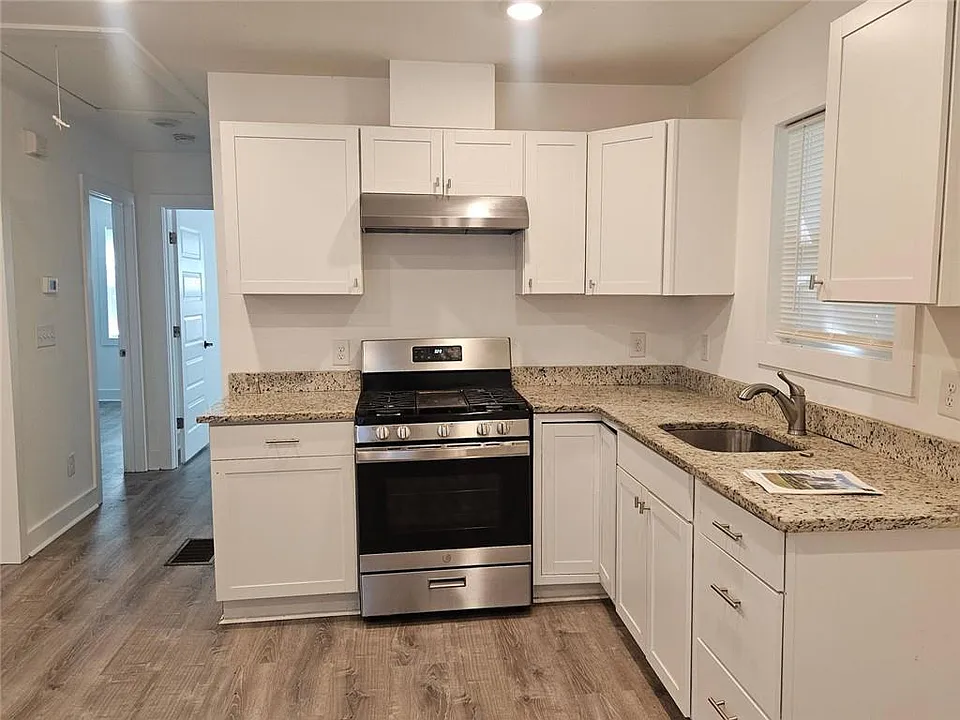 1167 Mayland Cir SW