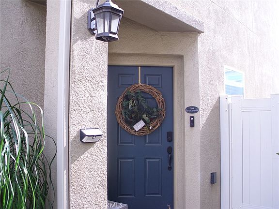 3rd image of 27393 Red Rock Rd