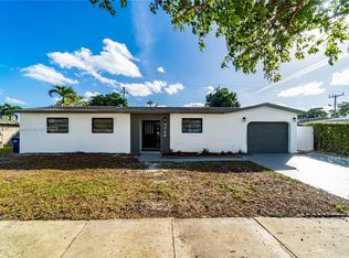 7760 NW 179th St, Hialeah, FL 33015