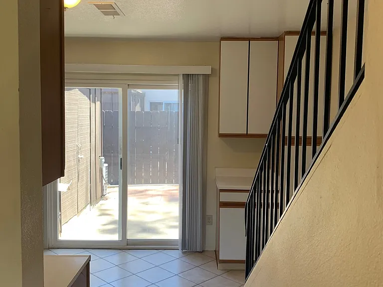 10142 Peaceful Ct — Photo 4