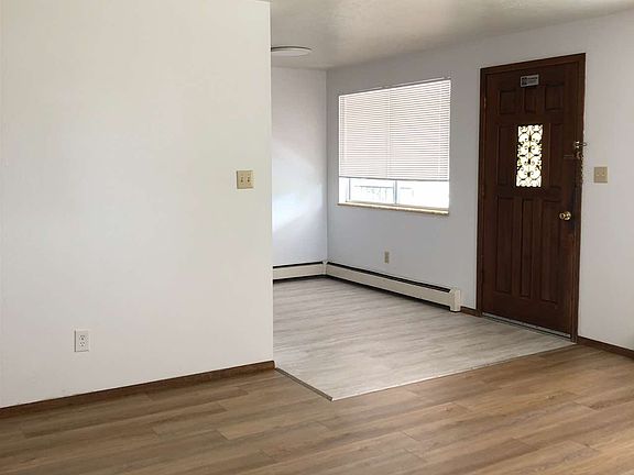 3rd image of 945 Douglas Ave #955