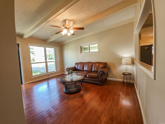 5th image of 5908 Del Prado St
