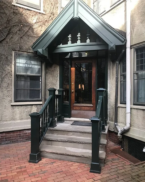 10 Remington St #208