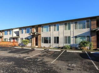 486 24th St NE #30, Salem, OR 97301