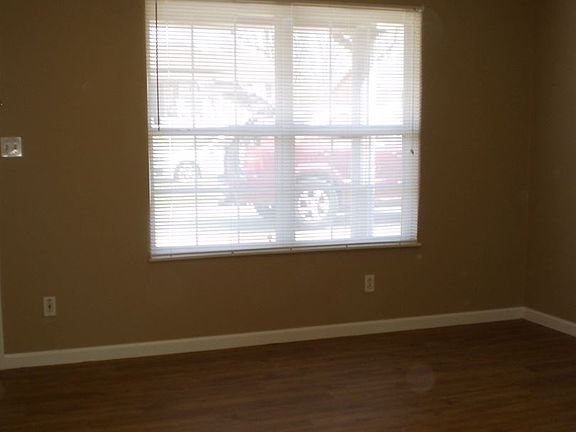 5th image of 7509 Glen Walker Ln