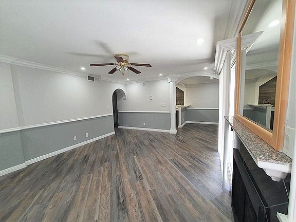 5th image of 940 N Ardmore Ave APT 104