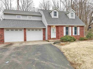 1840 W Valley View Dr, Ellettsville, IN 47429