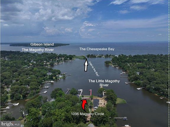 2nd image of 1098 Magothy Cir