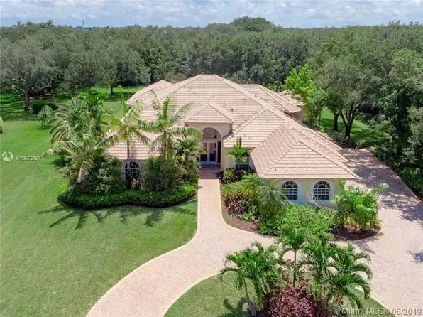 3300 SW 134th Ter, Davie, FL 33330